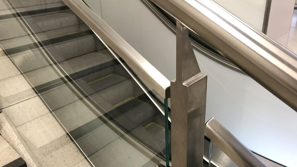 Wehrhahn-Linie Düsseldorf – Metallbau von Rohr- und Metallbau Busch