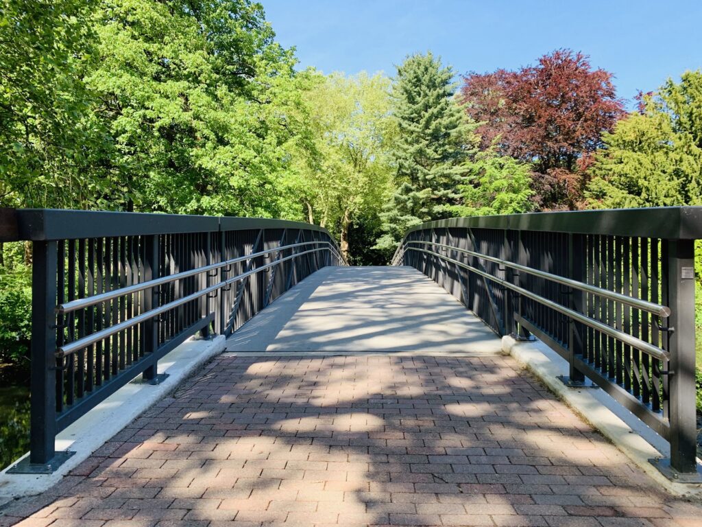 Brücke Brehminsel Essen – Stahlbau von Rohr- und Metallbau Busch