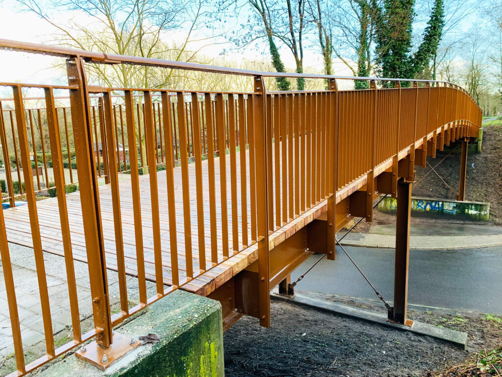 Brücke Mülheim – Stahlbau von Rohr- und Metallbau Busch