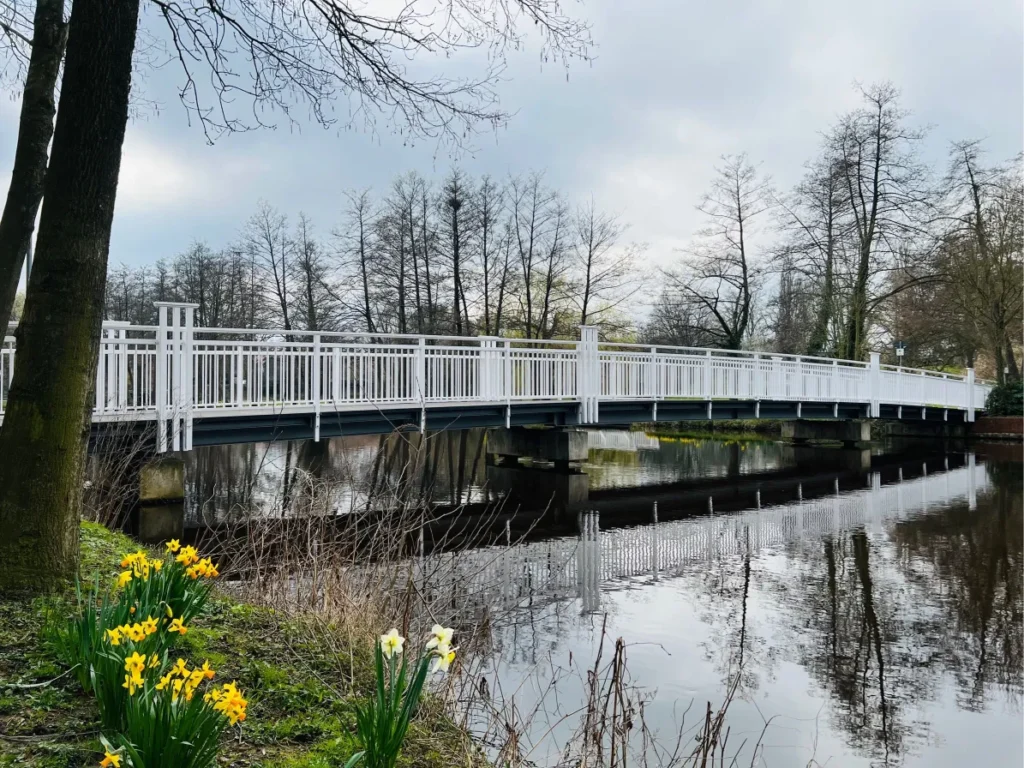 Fuß- und Radwegbrücke Wildeshausen – Stahlbau von Rohr- und Metallbau Busch