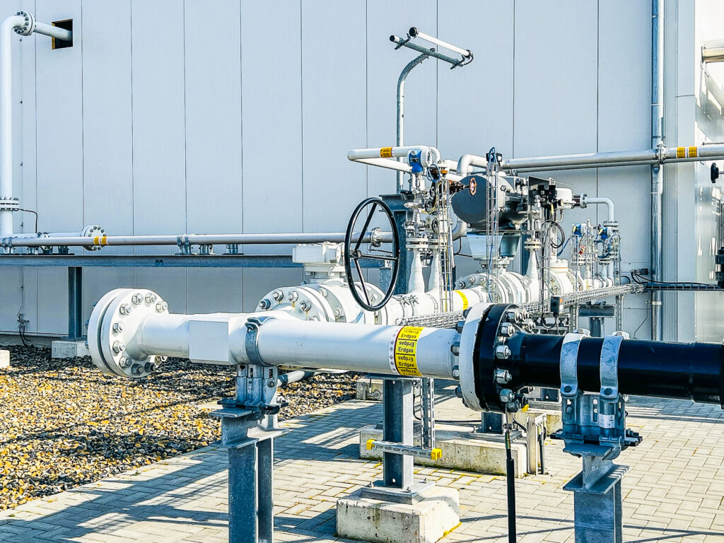 Erdgastrocknungsanlage Adorf Z17 und Z18 – Anlagenbau von Rohr- und Metallbau Busch